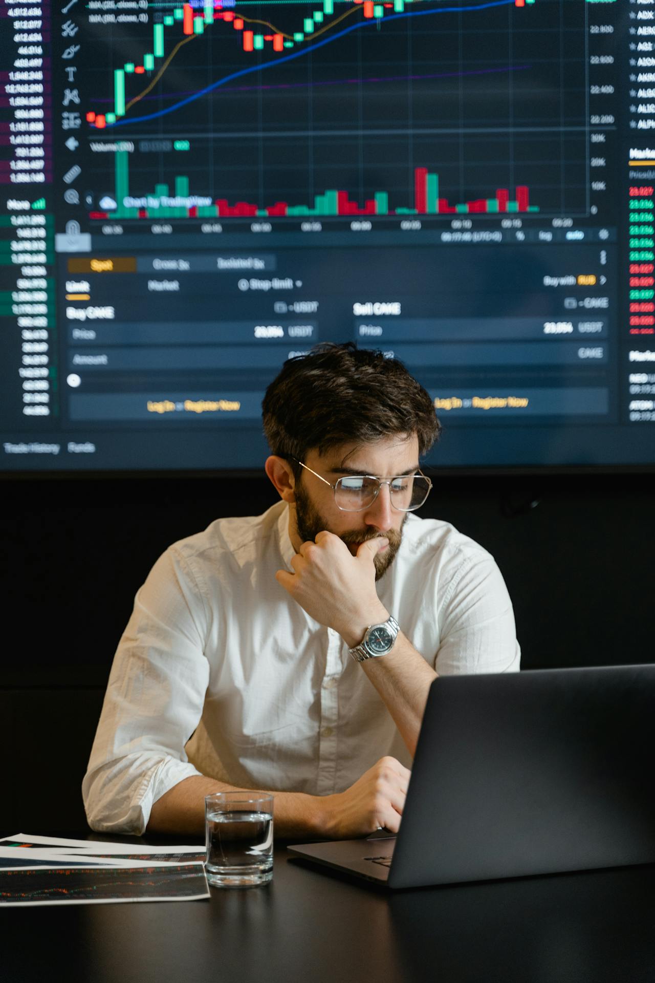 How to Become a Data Analyst Without a Degree (2026 Guide)