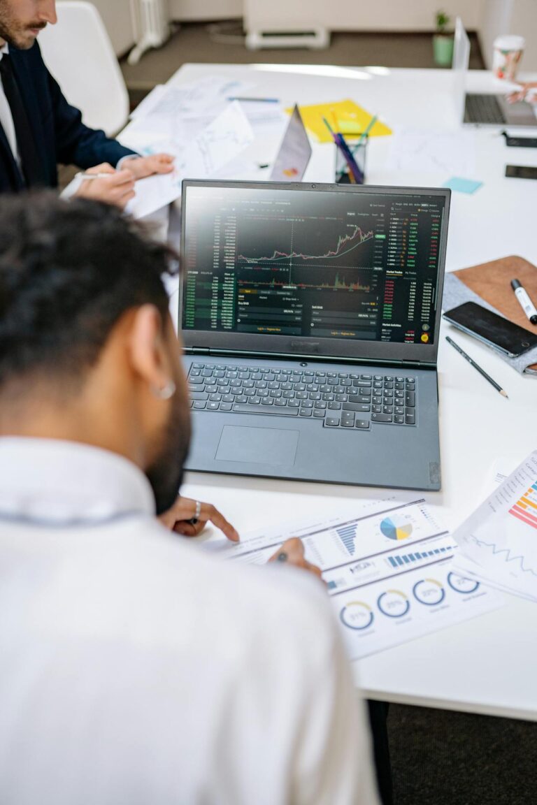 How to Start a Successful Business in 2026 with Low Investment